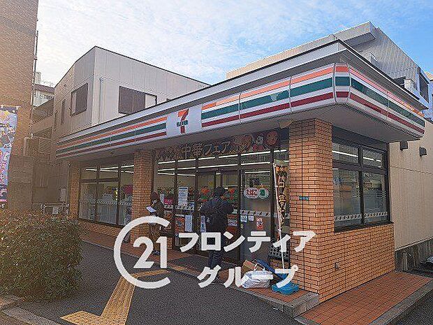 セブンイレブン阪急夙川駅南口店 徒歩2分。 190m