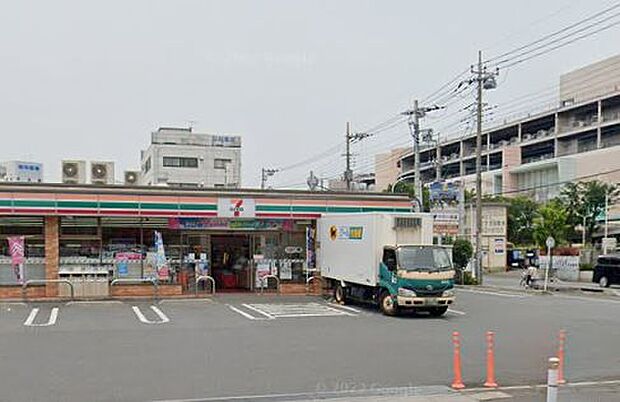 セブンイレブン 戸田笹目北町店（298m）