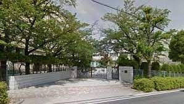 名古屋市立西山小学校 徒歩14分。 1060m