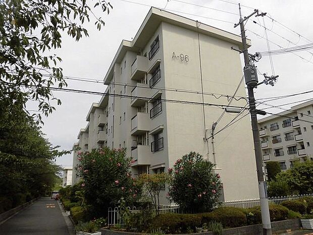 香里三井Ｉ住宅96号棟(2LDK) 1階の外観