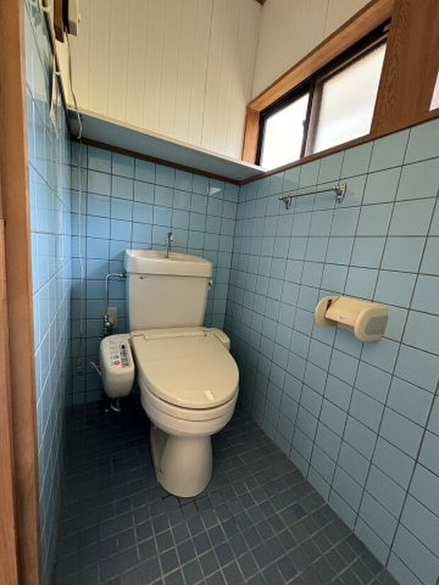 【トイレ】1階玄関横トイレ