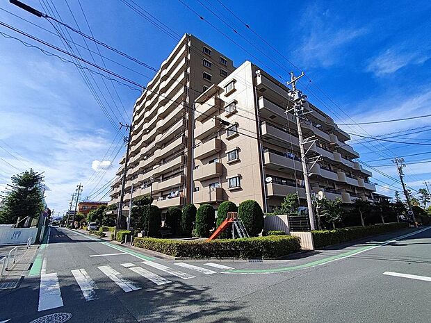                           東海道新幹線 浜松駅までバス約35分 葵西小学校入口バス停 徒歩3分
      