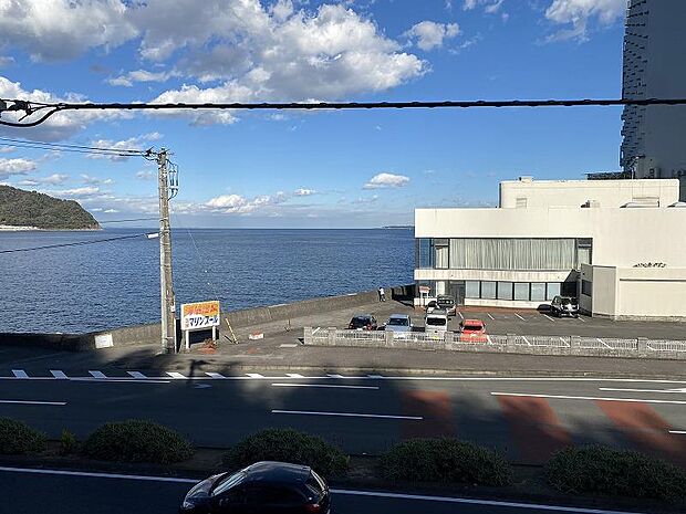 伊東市湯川・海に近く2台分の車庫付き戸建て(4K)のその他画像