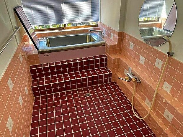 温泉引込可能な浴室