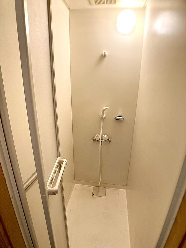 3階シャワー室