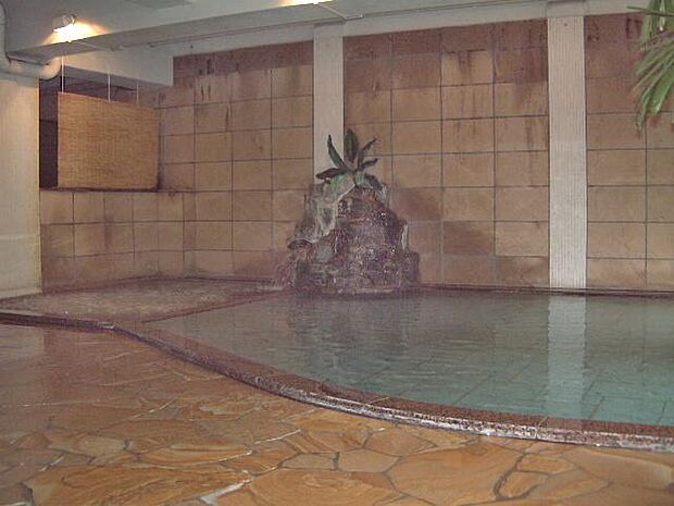 同一敷地内にあるホテルの温泉大浴場