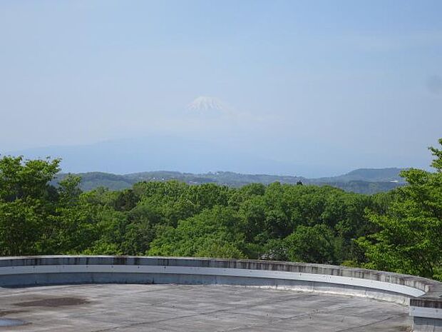 室内から見える富士山