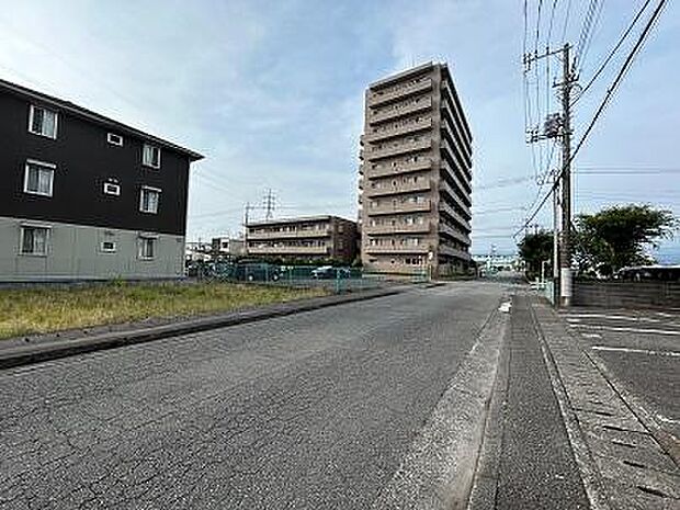                           ＪＲ東海道本線 富士駅までバス約14分 中村町バス停 徒歩6分
      