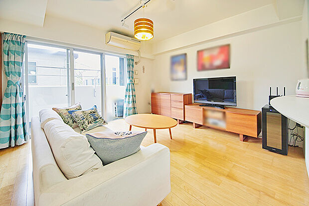 室内のデッドスペースをなくすことにより、スッキリとした空間を実現。家具の配置などもスムーズです。