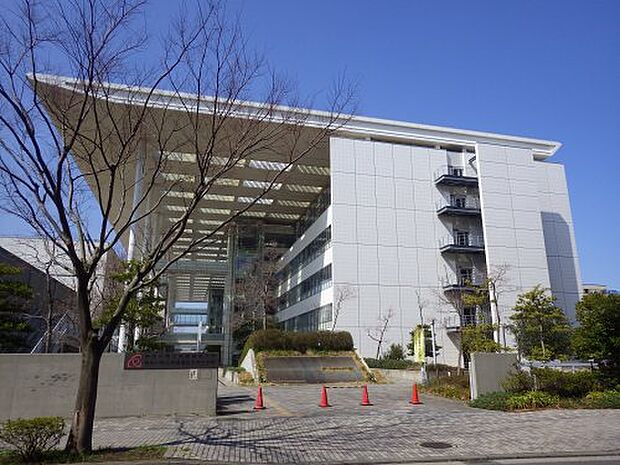 【大学】神奈川県立保健福祉大学まで649ｍ