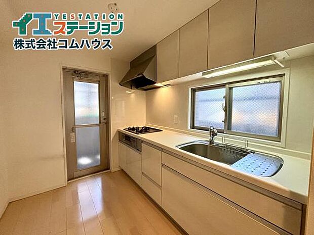 【Kitchen】 ここから始まる「日常」はご家族にとって大切で貴重な時間となります。だからこそ、