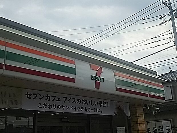 【コンビニエンスストア】セブン−イレブン川口青木中学校前店まで324ｍ