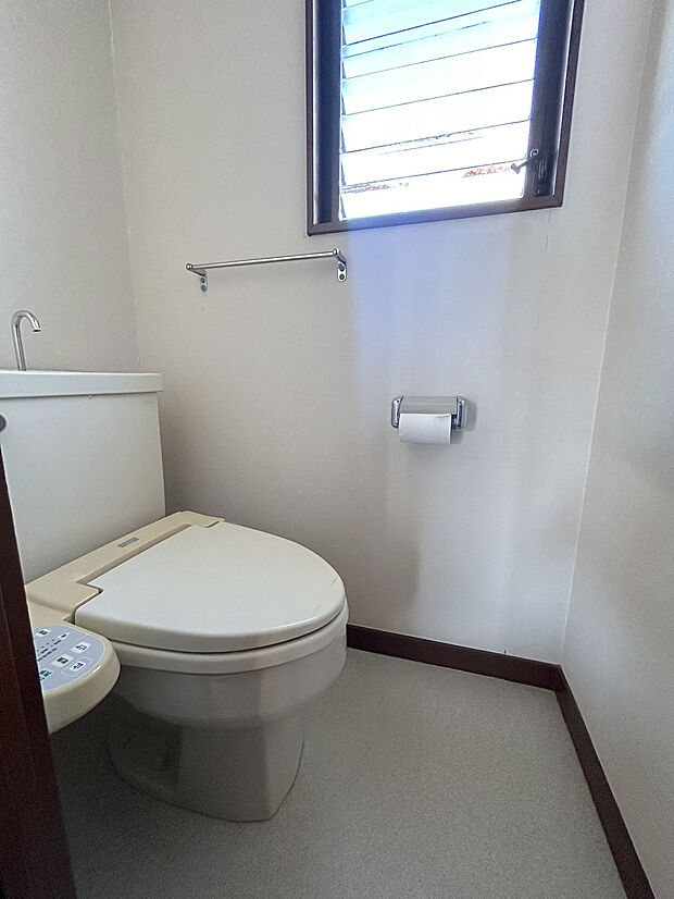 【トイレ】3階トイレ