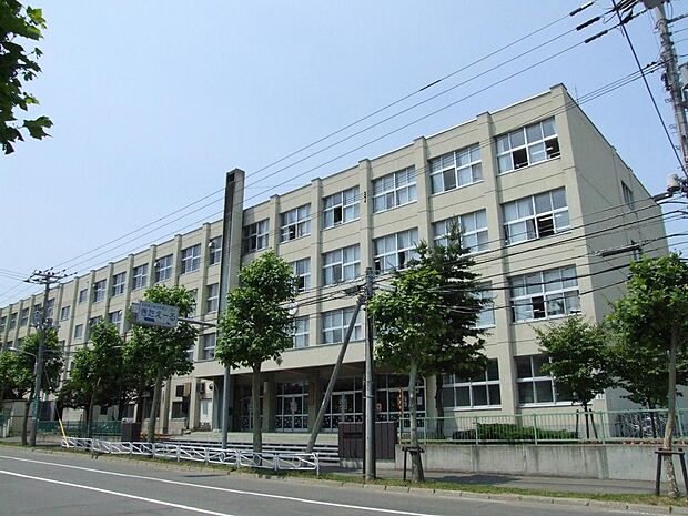 札幌市立八条中学校
