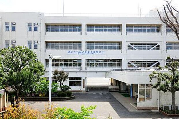 【小学校】横浜市立　伊勢山小学校まで800ｍ