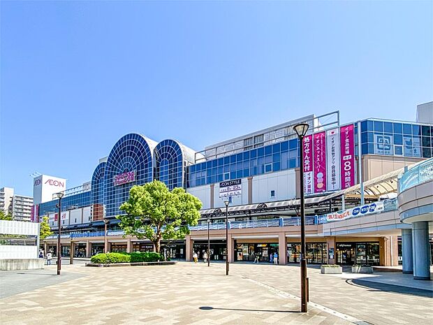 イオン新浦安ショッピングセンター（460m）