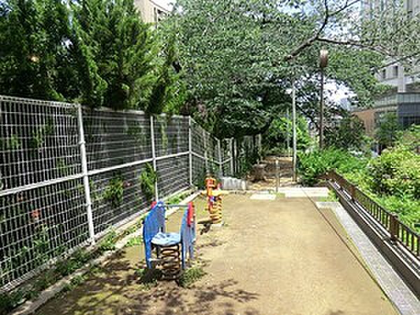 周辺環境:飯田橋児童遊園