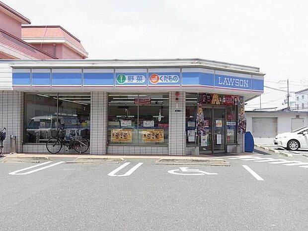 ローソン東大阪角田1丁目店まで968m