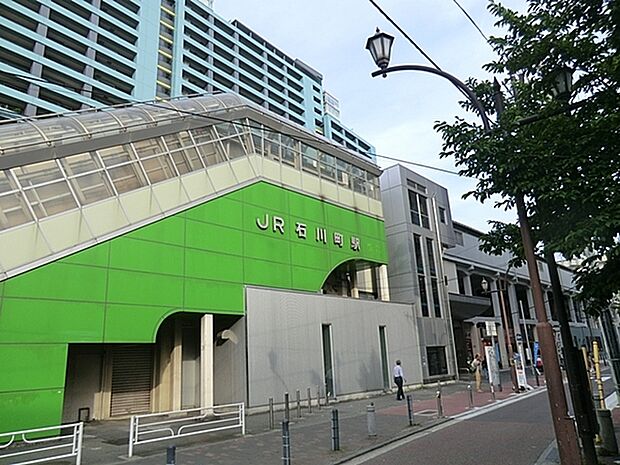 石川町駅(JR 根岸線)まで749m