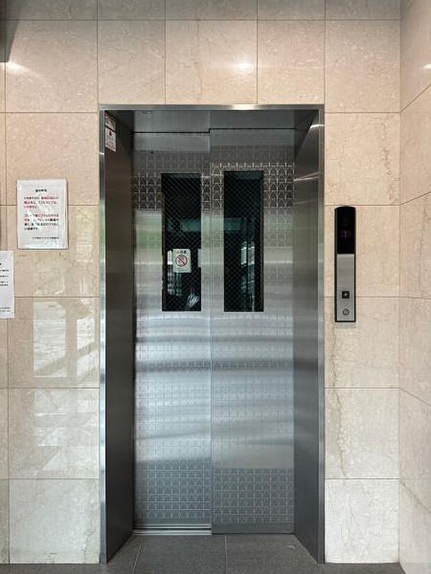 エレベーター設備も完備しております。