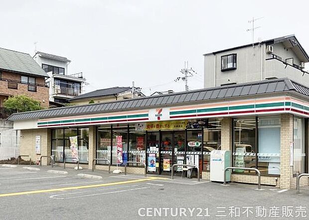 セブンイレブン京都山ノ内赤山町店まで110m、営業時間：24時間営業