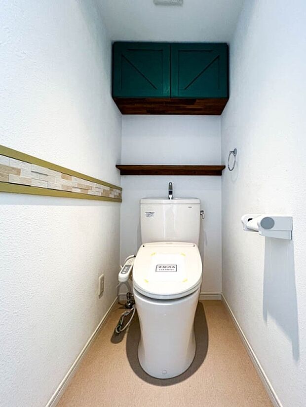 【Toilet】  いつも綺麗に清潔に！ウォッシュレット付きトイレです。
