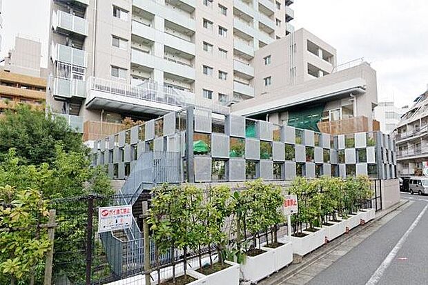 渋谷区立恵比寿保育園まで220m