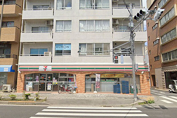 セブンイレブン港区三田5丁目店まで210m