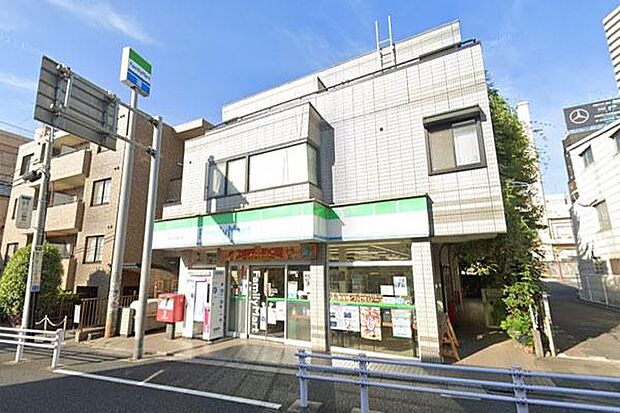 ファミリーマート駒沢自由通り店まで400m