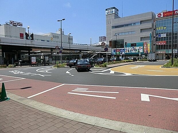 JR横浜線　中山駅まで2454m、〜横浜線とグリーンラインのターミナル【中山】〜　駅周辺は商業施設で賑わい、緑区の区役所もございます