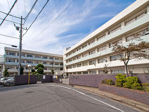 船橋市立七林中学校まで600m