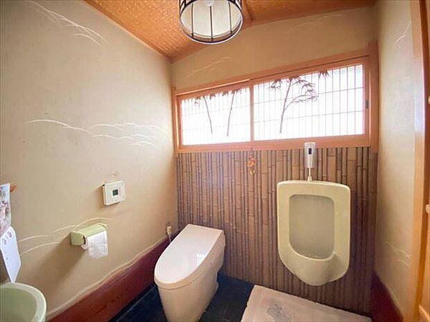 【トイレ】和風モダン、小便器付き