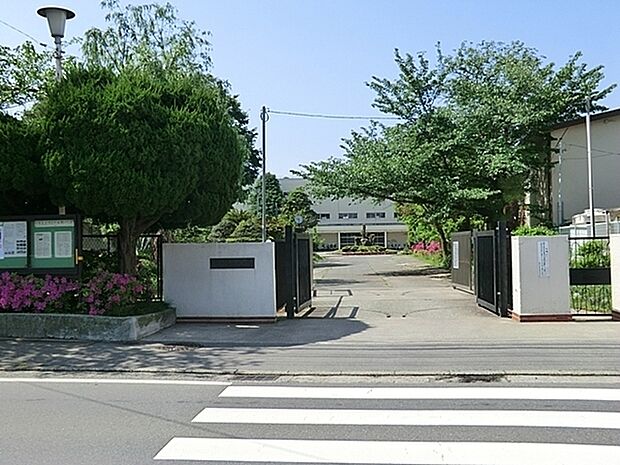 鎌倉市立第一中学校まで1200m、鎌倉市立第一中学校