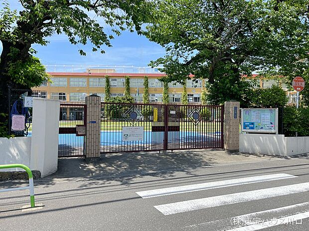 北区立田端小学校 320m