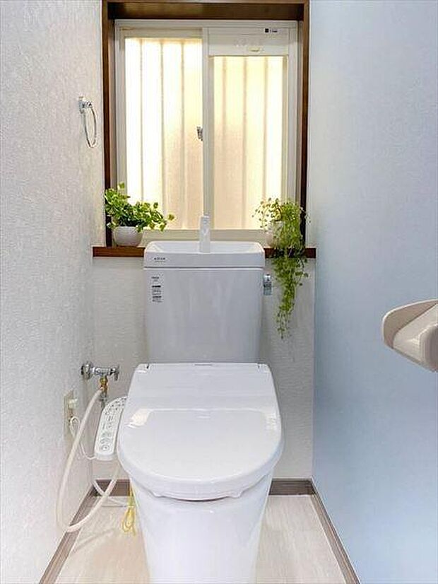 【トイレ】快適な温水洗浄便座付き