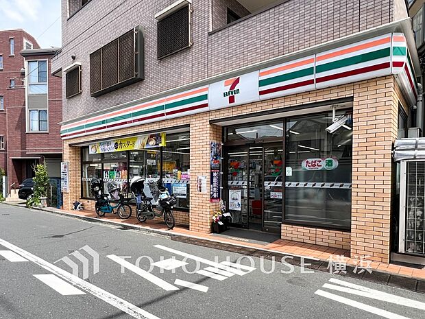 セブンイレブン横浜白幡南店　170m　オリジナルブランド商品やホットスナック・コーヒーも人気です。 