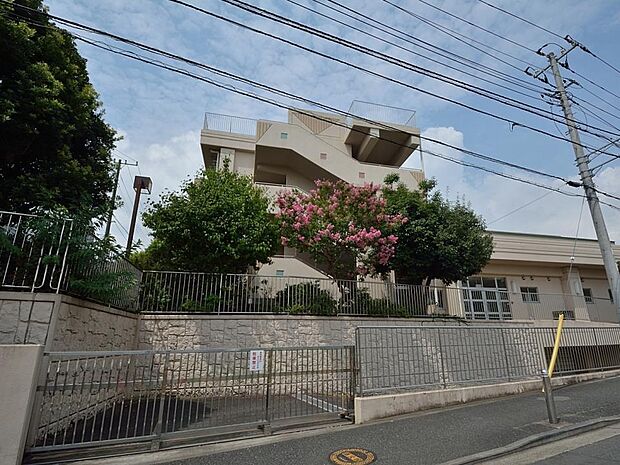 横浜市立青木小学校　1400m　 