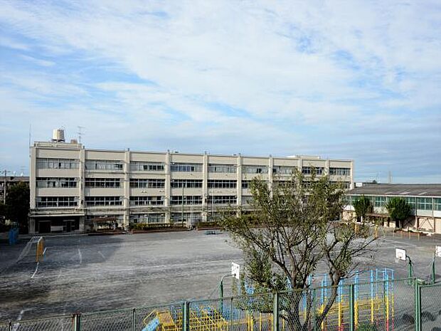 横浜市立中丸小学校　150m　 