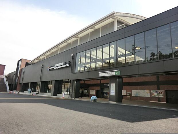 相鉄新横浜線・JR埼京線『羽沢横浜国大』駅　1440m　隣駅は「武蔵小杉」駅。渋谷まで約33分。都心へもダイレクトに快適アクセス。 