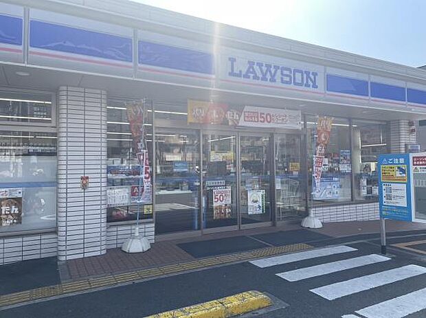 ローソン住道矢田五丁目店まで189m