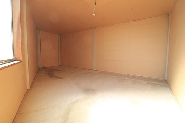 豊富な収納が可能です。こちらは床はクッションフロア、壁は塗装で仕上げます！！