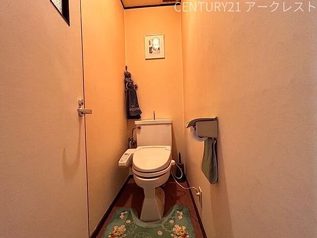 2階の温水洗浄便座付トイレ