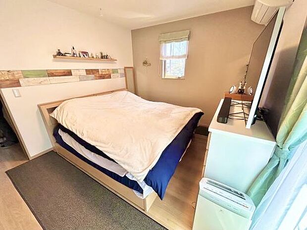 全居室ゆったりとした間取に便利な収納スペースがあり、お部屋がスッキリ片付きます。