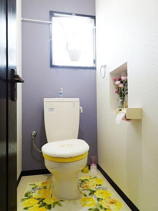 明るい洋式トイレ