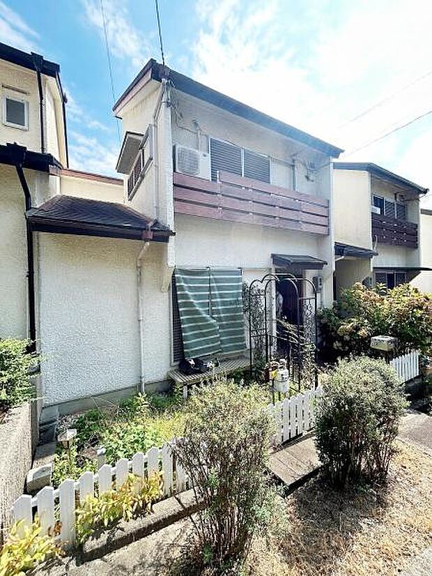             岸和田市天神山町3丁目　中古テラスハウス
  