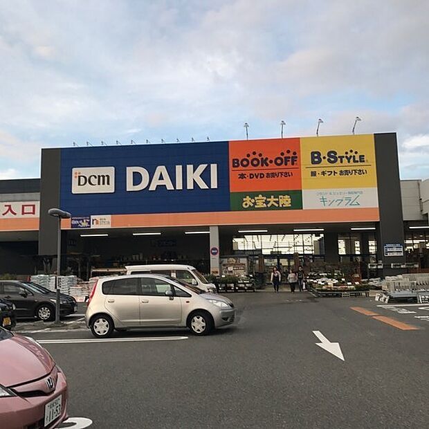 DCMダイキ和泉中央店まで862m