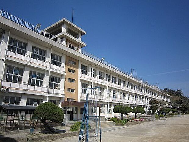 堺市立日置荘小学校まで600m