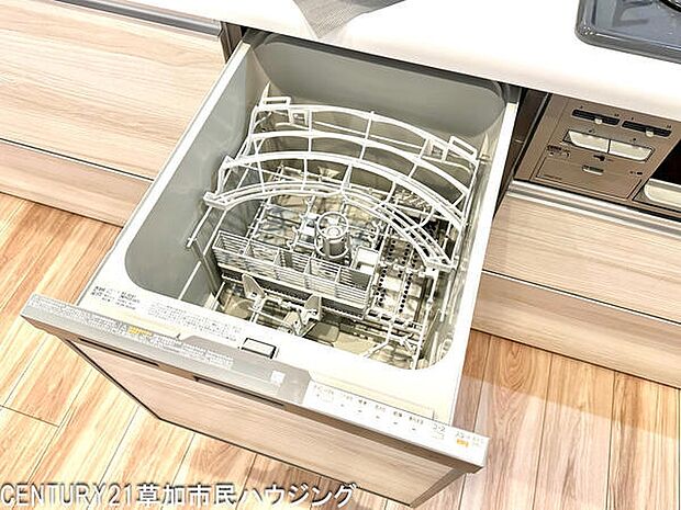 家事の時短に効果的な食洗機付き。忙しい家事の負担を軽減してくれます。