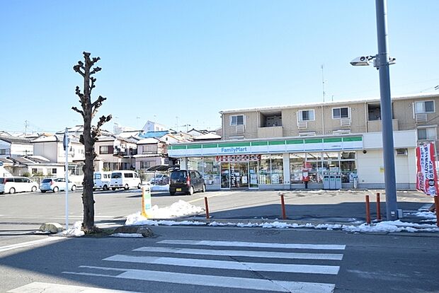 ファミリーマート川越熊野町店まで449m