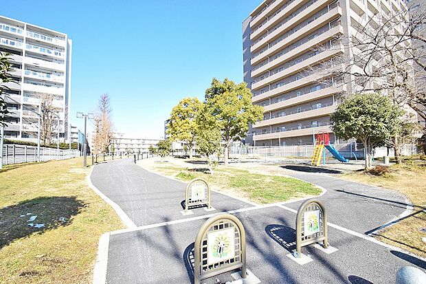 相模が丘第3公園　距離約64m